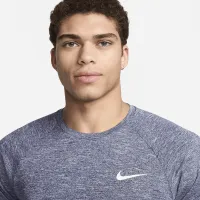 Nike чоловічі Heatheколір червоний Short-Sleeve Hydroguard Swim Shirt блакитний