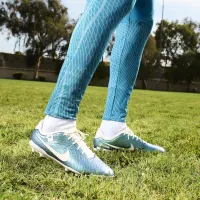 Nike Tiempo Emerald Legend 10 Academy MG Low-Top футбольні бутси колір зелений