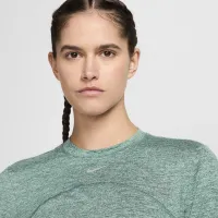 Nike Dri-FIT Swift Element UV женская Crew-Neck Running Top цвет зеленый