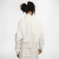 Nike Sportswear Essential жіноча оверсайз Bomber Куртка колір коричневий