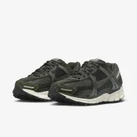 Nike Zoom Vomero 5 жіноча Кросівки колір зелений