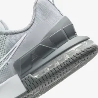 Nike Air Max Alpha Trainer 6 чоловічі для тренування Кросівки колір сірий