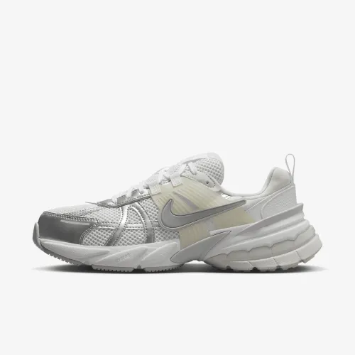 Nike V2K Run жіноча Кросівки колір білий