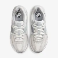 Nike Zoom Vomero 5 женская Shoe цвет серый