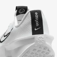 Nike Interact Run EasyOn женская Road Running Кроссовки цвет белый