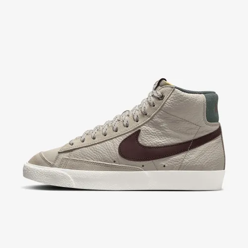 Nike Blazer Mid '77 чоловічі Кросівки колір коричневий