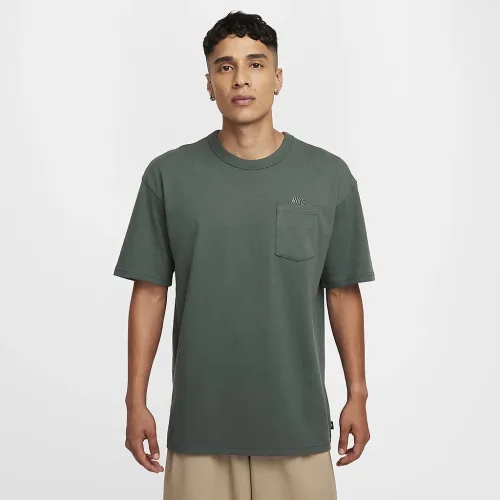 Nike Sportswear Premium Essentials чоловічі Pocket футболка колір зелений
