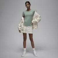 Nike Jordan Essentials жіноча Slim Short-Sleeve футболка колір зелений