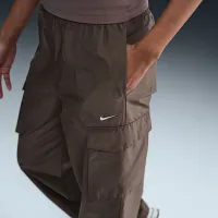 Nike Sportswear Everything Wovens женская Mid-Rise Cargo Pants цвет коричневый