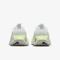 Nike InfinityRN 4 женская Road Running Кроссовки (Extra Wide) цвет белый