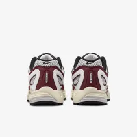 Nike Air Pegasus 2005 женская Кроссовки цвет красный