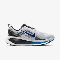 Nike Vomero 18 чоловічі Road Running Кросівки колір білий
