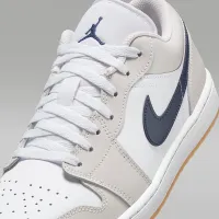 Nike Air Jordan 1 Low чоловічі Кросівки колір білий
