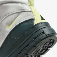 Nike Woodside 2 High ACG Big Kids' Boots Green