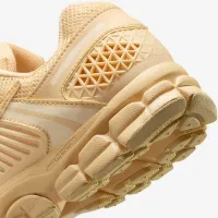 Nike Zoom Vomero 5 чоловічі Кросівки колір коричневий