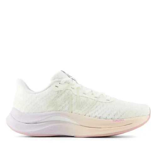 Кросівки New Balance FuelCell Propel v4 WFCPRWV4 - Білі