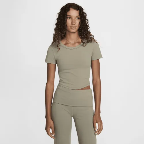 Nike One Fitted жіноча Dri-FIT Short-Sleeve Cropped Top колір зелений