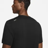 Nike Rise 365 мужские Dri-FIT Short-Sleeve Running Top цвет черный