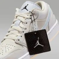 Nike Air Jordan 1 Low SE 