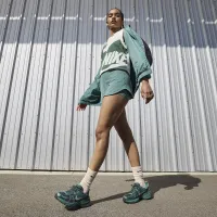 Nike V2K Run женская Кроссовки цвет зеленый
