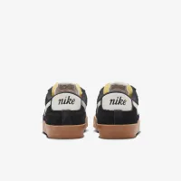 Nike Blazer Low '77 Vintage жіноча Кросівки колір чорний