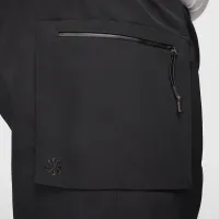Nike Sportswear Tech Pack чоловічі Woven Utility шорти колір чорний