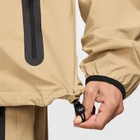 Nike Tech мужские Woven Куртка цвет коричневый