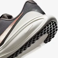 Nike Revolution 8 женская Road Running Кроссовки цвет коричневый