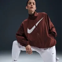 Club Америка Essential Special Edition жіноча Nike Soccer Woven Куртка колір коричневий