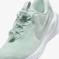 Nike Revolution 7 EasyOn женская Easy On/Off Road Running Кроссовки цвет зеленый