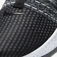 Nike React Phantom Run Flyknit 2 чоловічі Road Running Кросівки колір чорний
