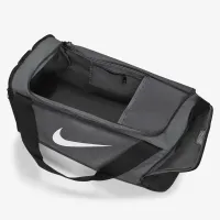 Nike Brasilia тренировочные Duffel сумка (Small, 41L) цвет серый