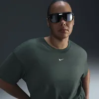 Nike Sportswear Essential жіноча футболка (великі розміри) колір зелений