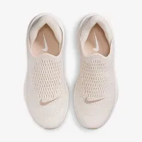 Nike Reina EasyOn женская Кроссовки цвет коричневый