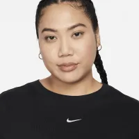 Nike Sportswear Essential женская футболка (большие размеры) цвет черный