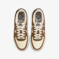 Nike Air Force 1 LV8 Big дитячі Кросівки колір коричневий