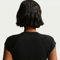 Nike Sportswear Chill Knit женская Tight Short-Sleeve Ribbed Top цвет черный