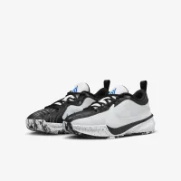 Nike Giannis Freak 5 Big дитячі баскетбольні Кросівки колір білий