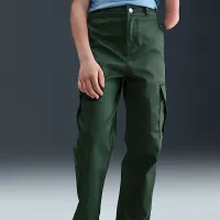 Nike SB Big Kid's Cargo Skate Pants цвет зеленый