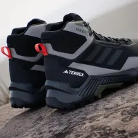 Кроссовки adidas Eastrail 2.0 Mid Rain.Rdy Hiking IG8858 - Черные