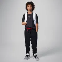 Nike Air Jordan Big детские Embroideцвет красный футболка цвет черный