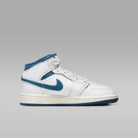 Nike Air Jordan 1 Mid SE Big дитячі Кросівки колір білий