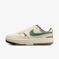 Nike Gamma Force женская Кроссовки цвет коричневый