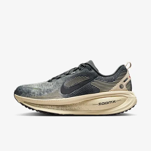 Nike Vomero 18 чоловічі Road Running Кросівки колір коричневий