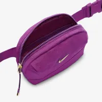 Nike Aura Crossbody сумка (2л) колір фіолетовий