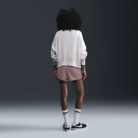 NikeCourt Heritage жіноча Over-оверсайз Crew-Neck Graphic Tennis світшот колір коричневий