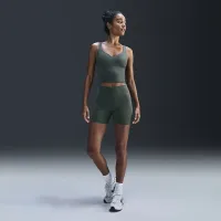 Nike Alate жіноча Medium-Support Padded Sports Bra Tank Top колір зелений