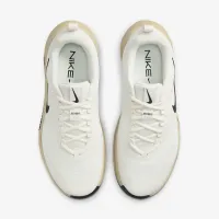 Nike MC Trainer 3 чоловічі для тренування Кросівки колір білий