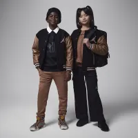 Nike Jordan Big Kid's Varsity Куртка цвет коричневый
