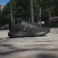 Кроссовки adidas Running Response Runner JR8058 - Черные